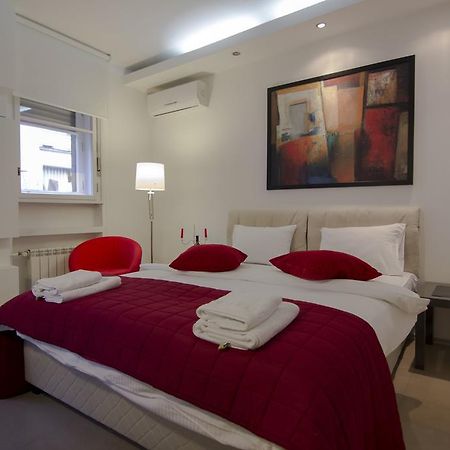 Studio Apartment Picasso بلغراد المظهر الخارجي الصورة