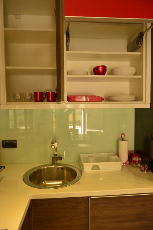 Studio Apartment Picasso بلغراد الغرفة الصورة