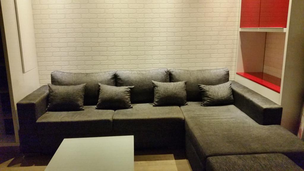 Studio Apartment Picasso بلغراد الغرفة الصورة