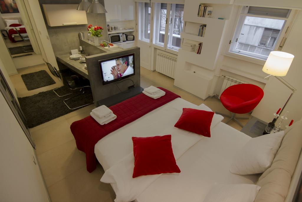 Studio Apartment Picasso بلغراد المظهر الخارجي الصورة